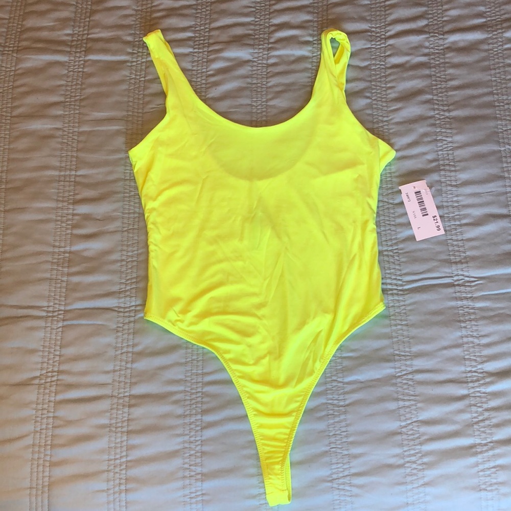 Uptown USA Neon Yellow Body Suit NWT Size L
